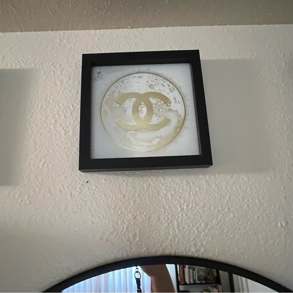 Elegant Black and Gold CHANEL Wall Decor Set - Picture 8 of 9